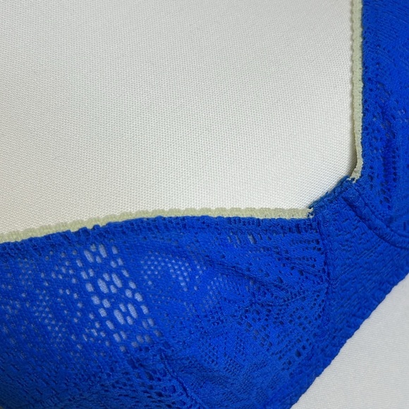 Intimately FREE PEOPLE Lace Balconette Bra Size 32C - Picture 7 of 14